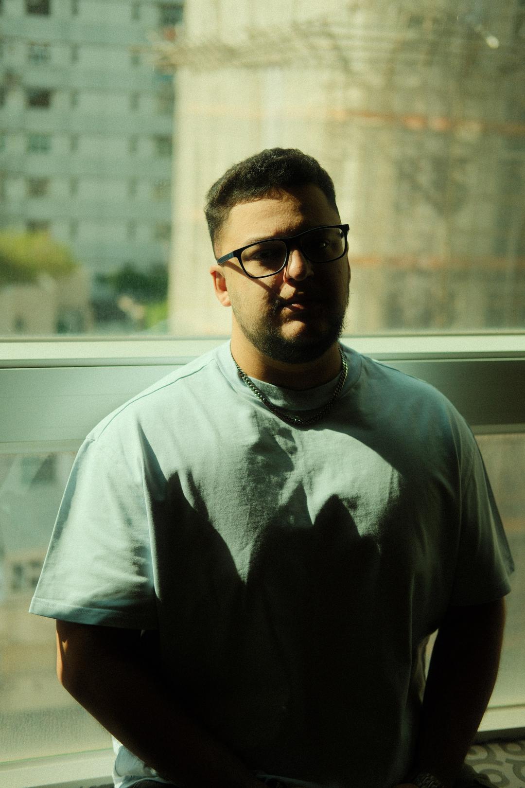 Portrait in window light – Hong Kong